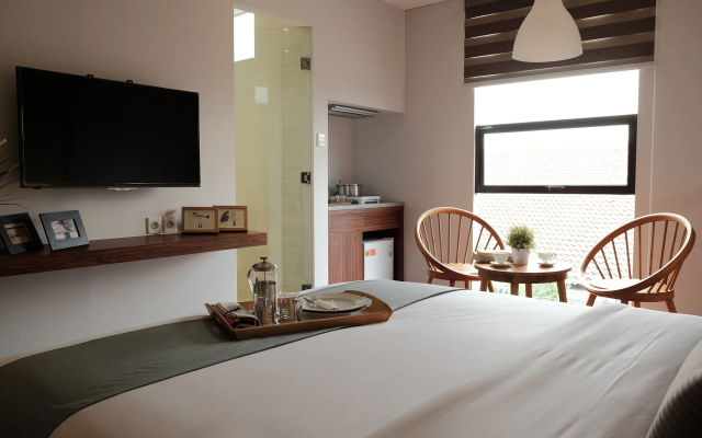 Flat06 Tendean