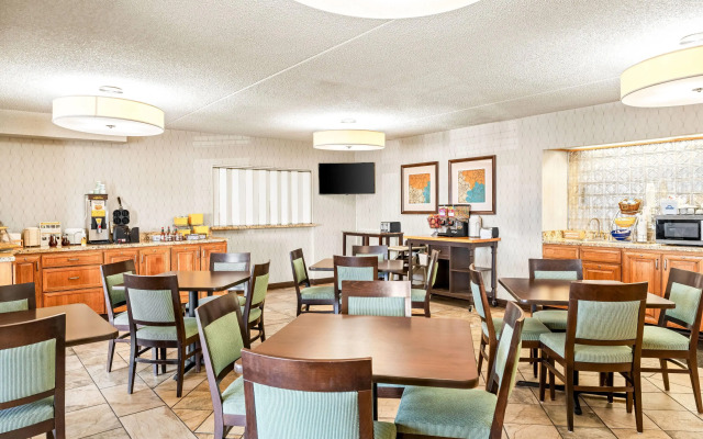 Days Inn by Wyndham Helena