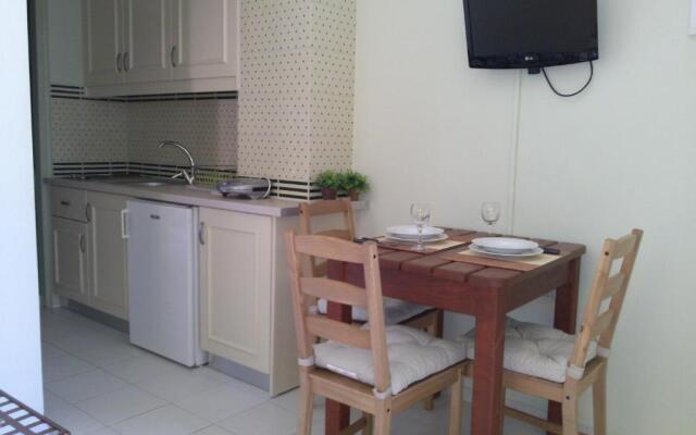 Iliobasilema Studios And Apartment