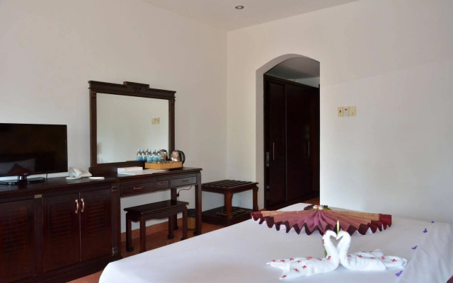 Sea Lion Beach Resort & Spa