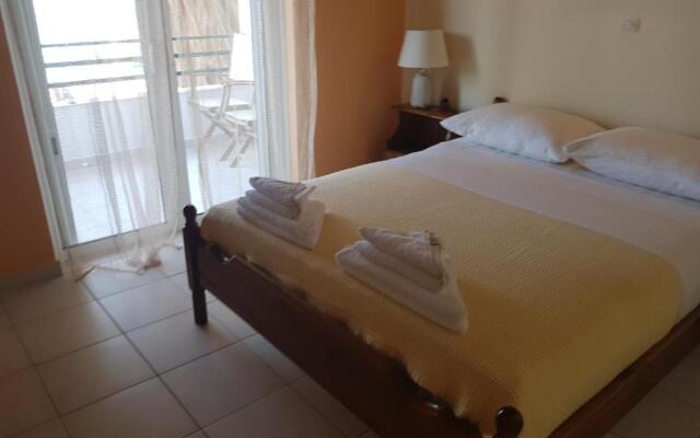 Corfu Glyfada Beach Apartment 129