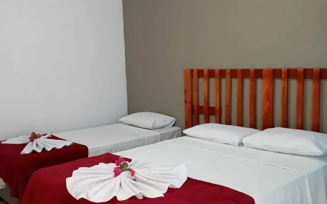 Hostel Pousada Flor de Paris