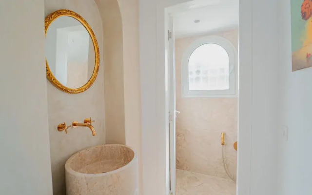 La Marina Secure Seaside With Pool