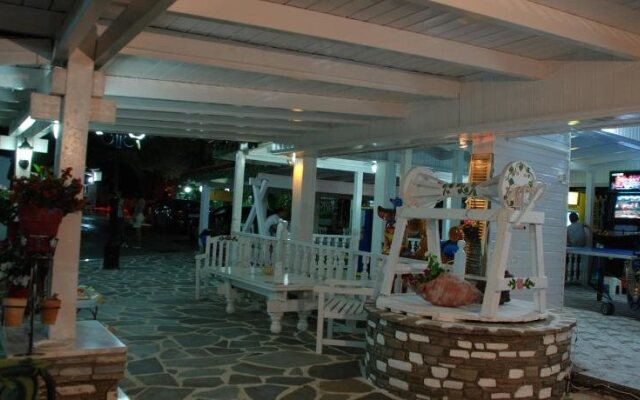 Hotel Diaporos