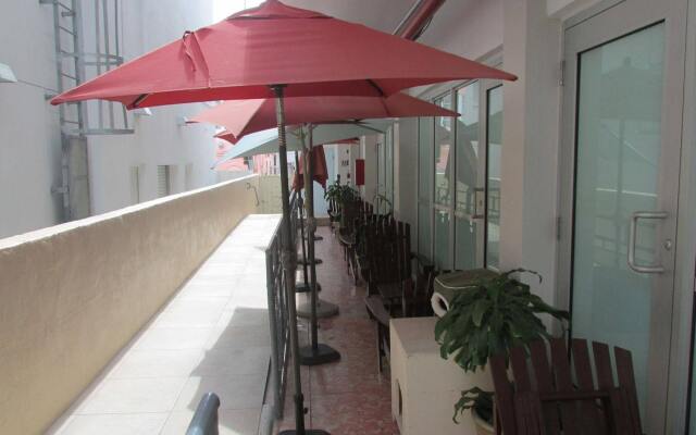 Stardust Hotel
