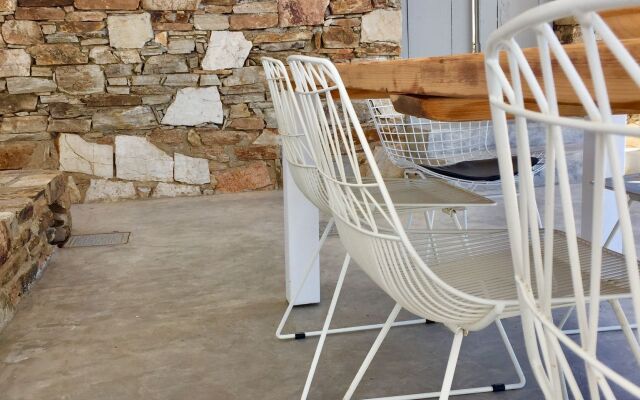 Another Island & Island White Antiparos