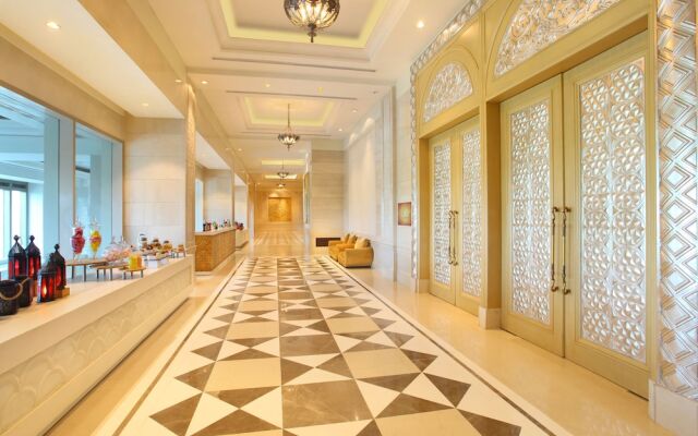 Seven Seas Hotel