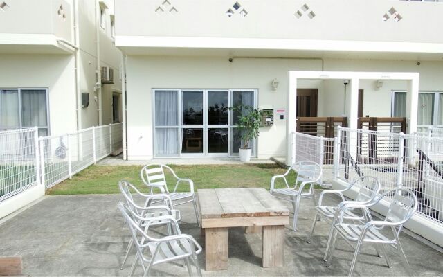 Sea Side Yaka