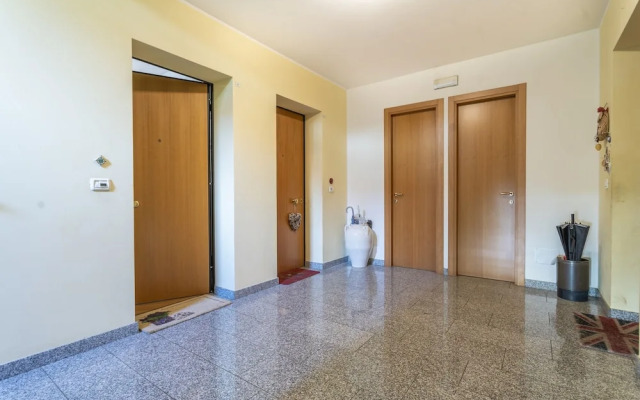 Ai Gelsomini-APT with Terrace & Parking