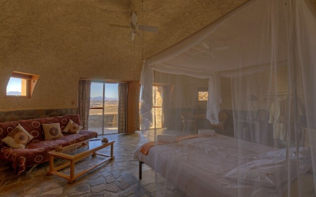 Rostock Ritz Desert Lodge