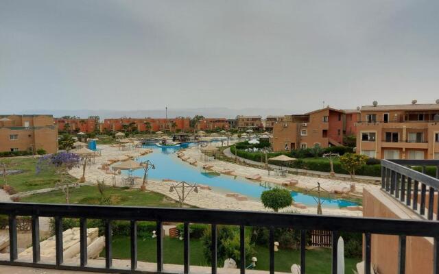 Marina Wadi Degla Villa Duplex 4 Bedrooms