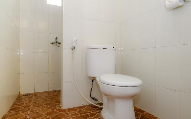 1793 Kuta Circle Homestay