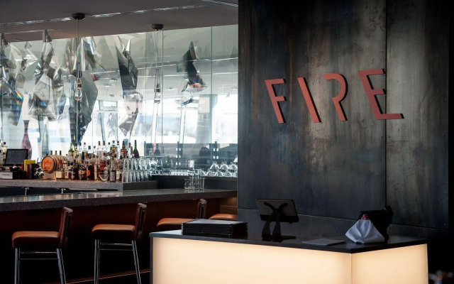 The Art Hotel Denver, Curio Collection by Hilton