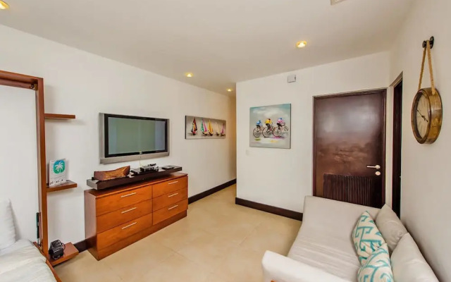 Pueblito Escondido 206 by PRP