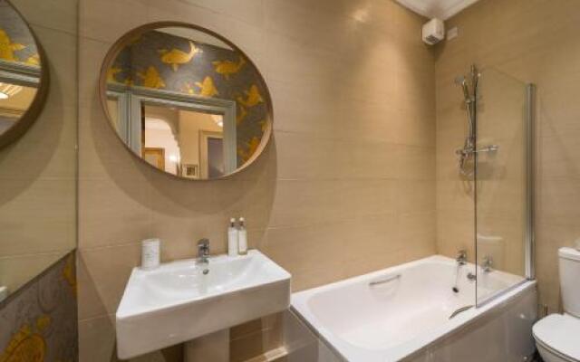 Dean Terrace Apartment