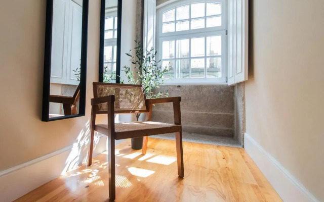 Almada 1.3 by LovelyStay