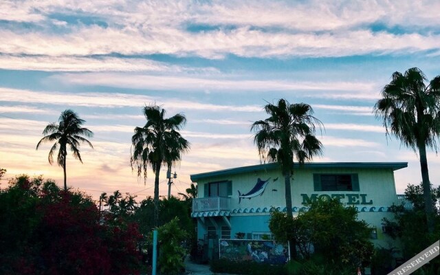 Conch Key Fishing Lodge and Marina