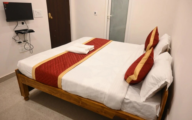 Uday Paramount Inn