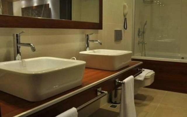 Veltur Turiya Hotel