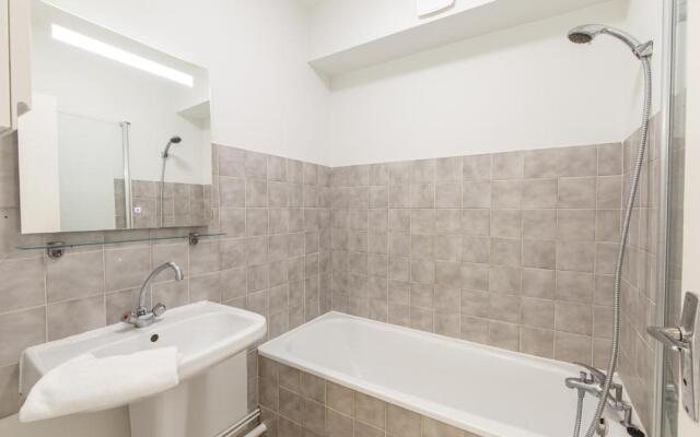 Létenduère - Studio à 2 pas du tramway