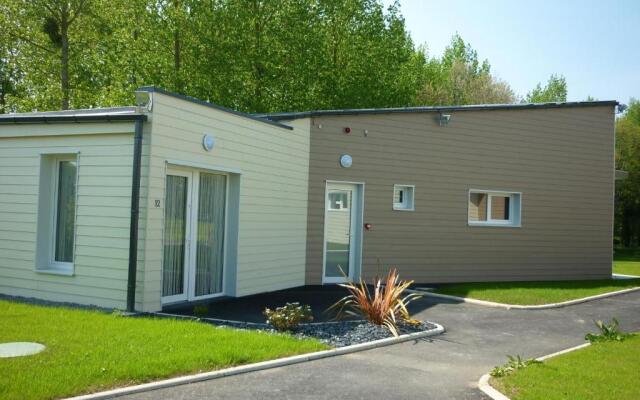 Hôtel Les Voisins Beaucemaine