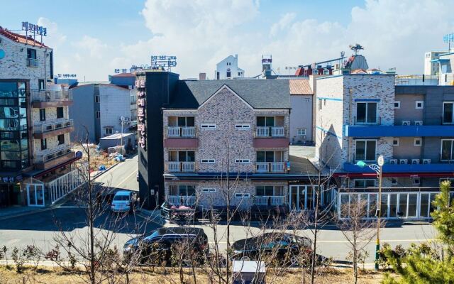 Daecheon Pretty Pension