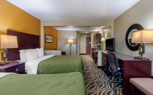 Quality Suites Addison - Dallas