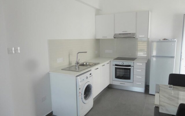 High View Garden Apartment