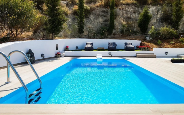 Villa Thetis With Private Pool