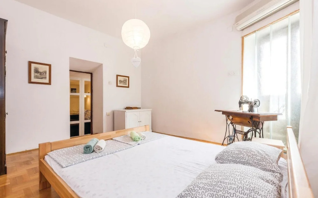 Awesome Apartment in Novi Vinodolski With 2 Bedrooms and Wifi