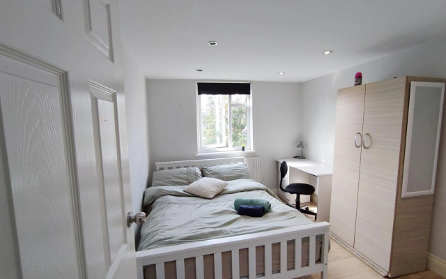 Christoforos Friendly Stay