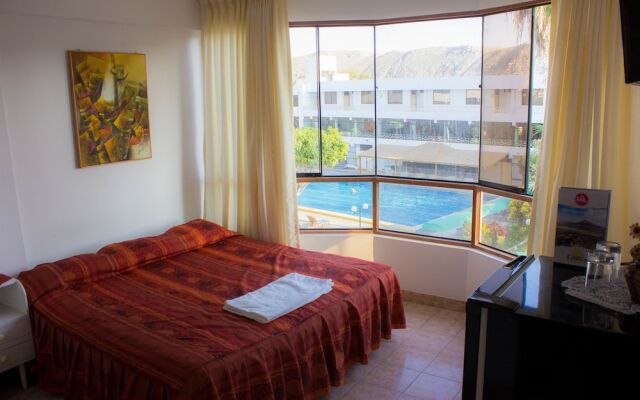 Las Poncianas Hotel