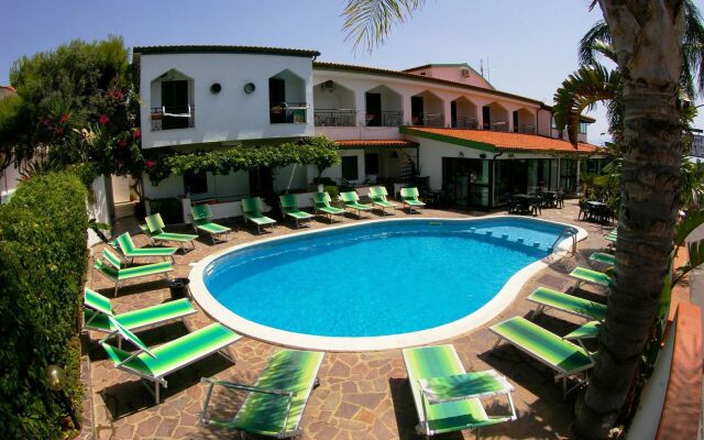 Hotel Marinella