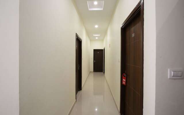 OYO 9727 Hotel Welcome Inn 2