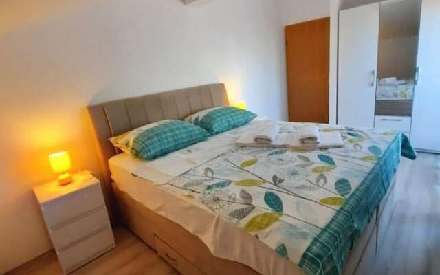 Vojni - With Pool - A1 Dvosobni