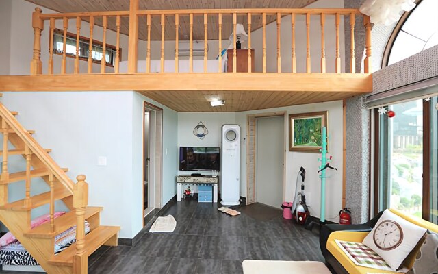 Ganghwa Rulru Ralra Pension