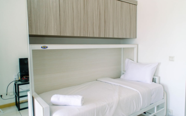 Nice And Cozy Studio Apartment At M-Town Residence