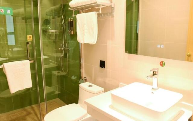 GreenTree Inn Baoding Gaobeidian Baigou Express Hotel