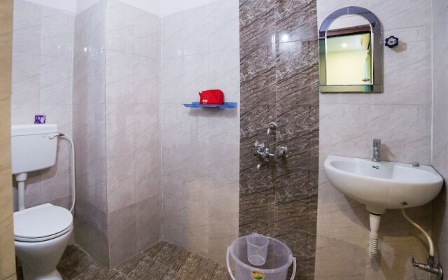 OYO 494 Hotel Euro Park