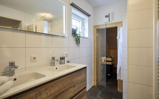 Nice Villa With Sauna, Whirlpool & Steam Shower