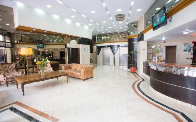 HR Plaza Luxor