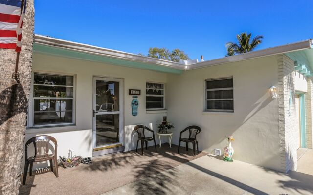 121 Mid Island Drive