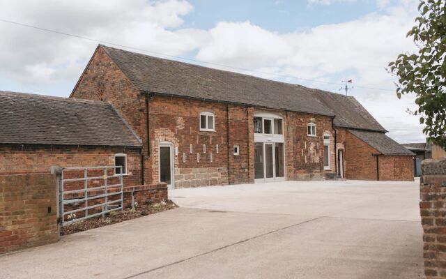 Tuppenhurst Barn