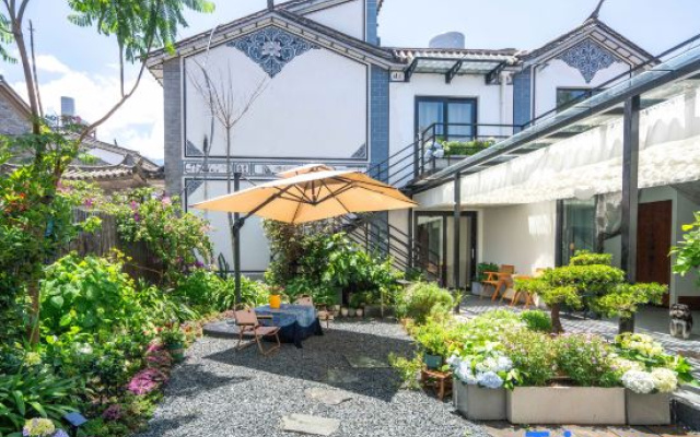Wangsheng Courtyard, Garden and Beautiful Inn in Dali Ancient Town