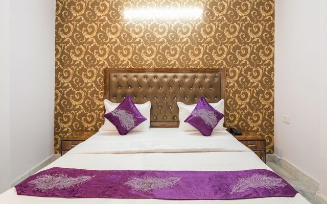 OYO 14728 Manan Residency