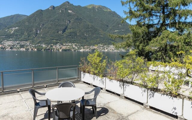 Apartment in Residence with Terrace And Beautiful View of the Lake