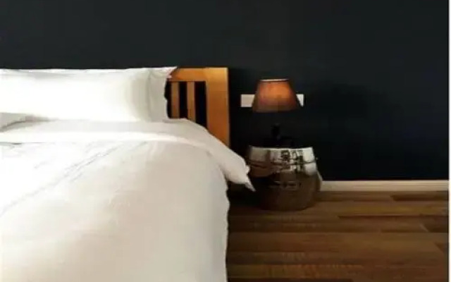 White Stone Hotel