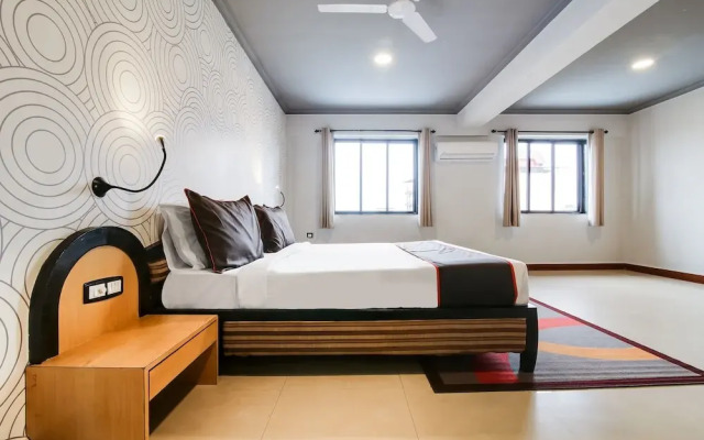 Collection O 30093 Hotel Om Shiv