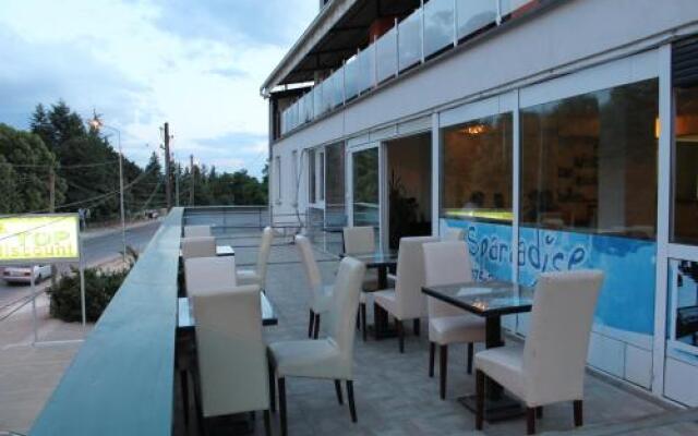 Villa Sparadise