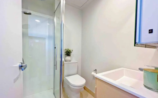 Stunning view 1-bedroom studio in city centre